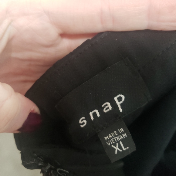 LBD - Picture 3 of 3